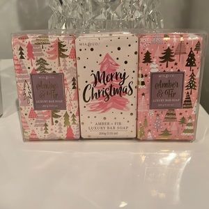 Mia & Co lux soap
